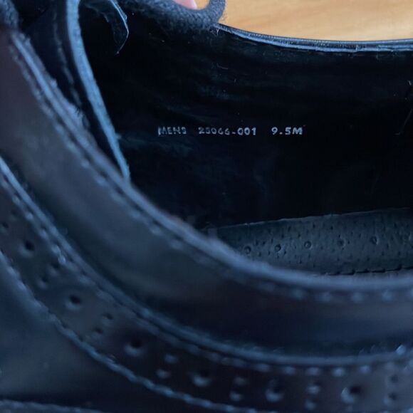 Stacy Adams Dickinson black leather tie cap toe Oxford shoe. Size 9.5. - Picture 7 of 11